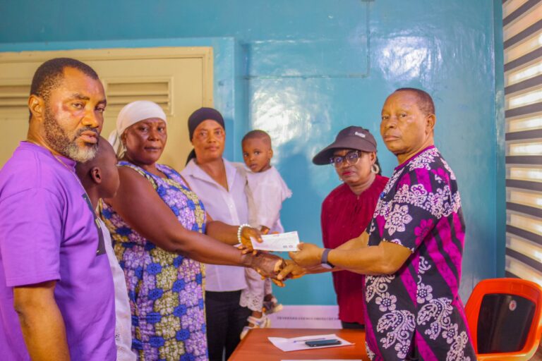 Dr. Uzor Cares Foundation lends a hand to Widow of Late Ezeagu Youth Leader, Mr Anieke Chukwuemeka Johnmark (Okadigbo)—presents N1M SME Grant